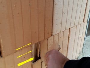 Baukontrolle der Wände zur Rohbauabnahme Baukontrolle Wände Baubegehung Begehungsprotokoll Baustelle Baustellenprotokoll, Sockel, Bodenschwelle