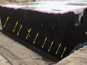 Kontrolle der Bauwerksabdichtung + Dämmung Baubegleiter Keller München Kontrolle Abdichtung Baubegehung Begehungsprotokoll Baustelle Baustellenprotokoll, Sockel, Bodenschwelle